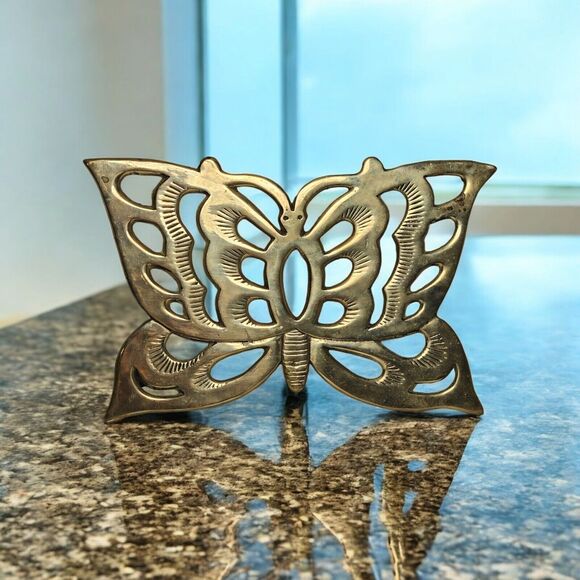 Vintage Brass Butterfly Trivet Lenwile Ardalt Artware Korea BR3764 Decor Moth - Picture 1 of 13